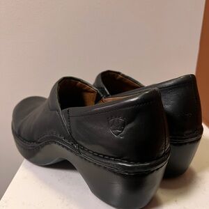 Ariat Women's Black Leather Nursing Loafers Clogs Size 9B
